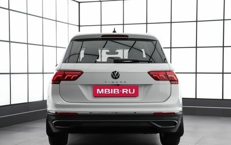Volkswagen Tiguan II, 2021 год, 3 049 000 рублей, 5 фотография