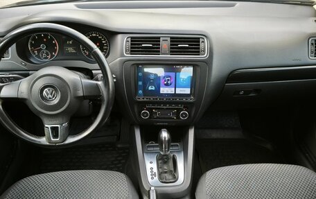 Volkswagen Jetta VI, 2011 год, 825 000 рублей, 9 фотография