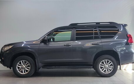Toyota Land Cruiser Prado 150 рестайлинг 2, 2018 год, 4 997 000 рублей, 8 фотография