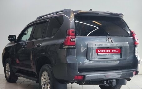 Toyota Land Cruiser Prado 150 рестайлинг 2, 2018 год, 4 997 000 рублей, 7 фотография