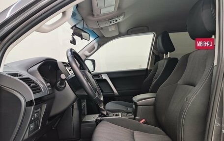 Toyota Land Cruiser Prado 150 рестайлинг 2, 2018 год, 4 997 000 рублей, 15 фотография