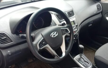Hyundai Solaris II рестайлинг, 2013 год, 595 000 рублей, 7 фотография