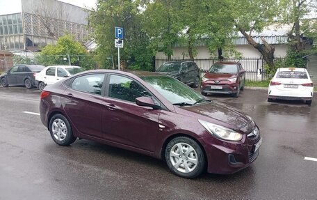 Hyundai Solaris II рестайлинг, 2013 год, 595 000 рублей, 1 фотография