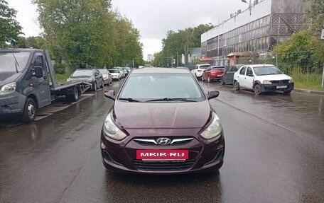 Hyundai Solaris II рестайлинг, 2013 год, 595 000 рублей, 2 фотография