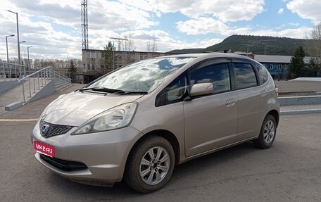 Honda Fit III, 2009 год, 715 000 рублей, 1 фотография