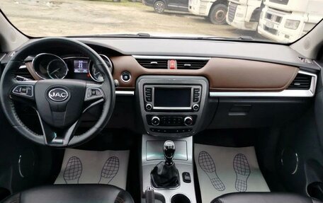 JAC T6, 2022 год, 1 367 000 рублей, 5 фотография