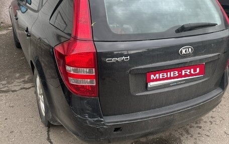 KIA cee'd I рестайлинг, 2009 год, 550 000 рублей, 2 фотография