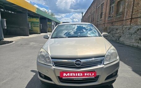 Opel Astra H, 2008 год, 600 000 рублей, 3 фотография