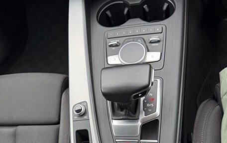 Audi A4, 2018 год, 1 530 000 рублей, 7 фотография