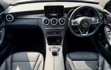 Mercedes-Benz C-Класс, 2017 год, 1 630 000 рублей, 13 фотография