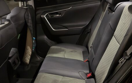 Toyota RAV4, 2025 год, 4 400 000 рублей, 16 фотография