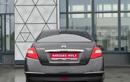 Nissan Teana, 2010 год, 879 000 рублей, 6 фотография