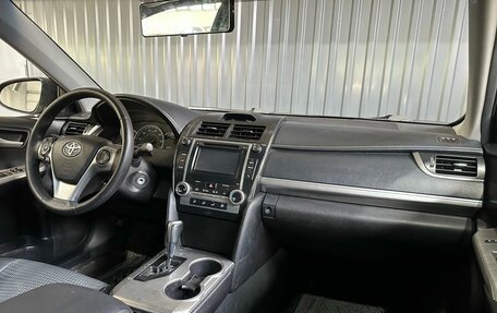 Toyota Camry, 2014 год, 879 900 рублей, 7 фотография