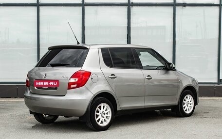 Skoda Fabia II, 2009 год, 450 000 рублей, 2 фотография