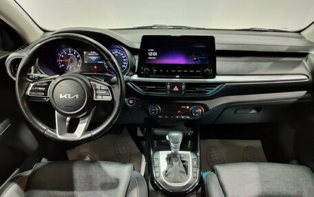 KIA K3, 2021 год, 1 850 000 рублей, 14 фотография