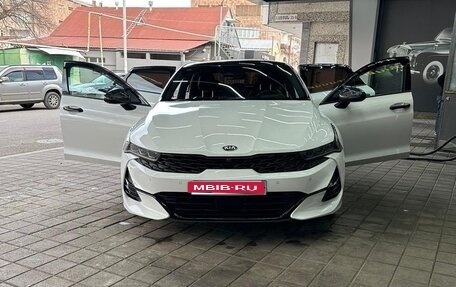 KIA K5, 2021 год, 2 000 000 рублей, 1 фотография