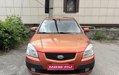 KIA Rio II, 2007 год, 310 000 рублей, 1 фотография