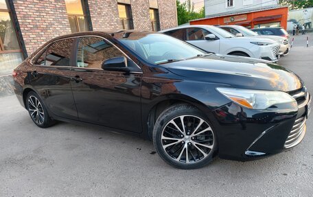 Toyota Camry, 2017 год, 2 300 000 рублей, 5 фотография