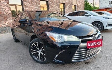 Toyota Camry, 2017 год, 2 300 000 рублей, 4 фотография