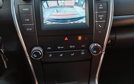Toyota Camry, 2017 год, 2 300 000 рублей, 17 фотография