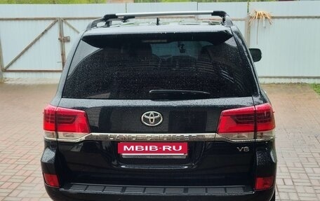 Toyota Land Cruiser 200, 2015 год, 5 500 000 рублей, 3 фотография