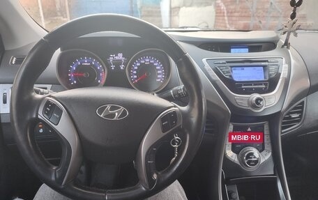Hyundai Elantra V, 2013 год, 980 000 рублей, 14 фотография