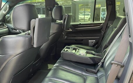 Lexus LX III, 2017 год, 7 499 000 рублей, 18 фотография