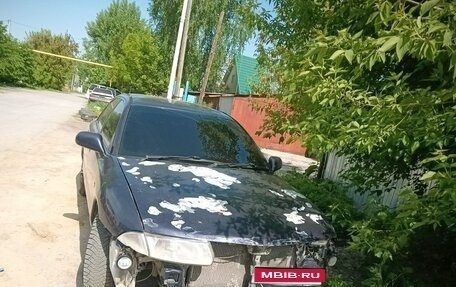 Mitsubishi Carisma I, 1997 год, 90 000 рублей, 1 фотография