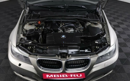 BMW 3 серия, 2011 год, 890 000 рублей, 10 фотография
