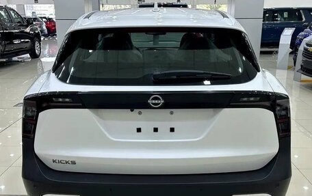 Nissan Kicks, 2025 год, 3 100 000 рублей, 2 фотография