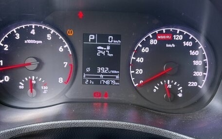 Hyundai Solaris II рестайлинг, 2019 год, 1 000 000 рублей, 10 фотография