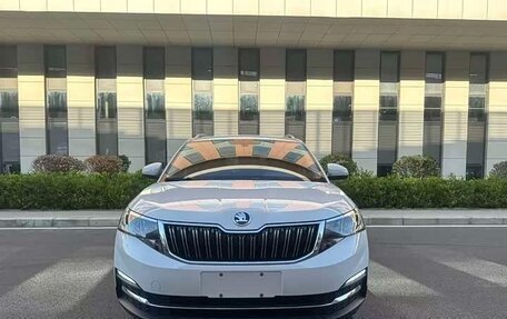 Skoda Kamiq I, 2025 год, 2 010 000 рублей, 2 фотография