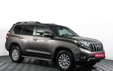 Toyota Land Cruiser Prado 150 рестайлинг 2, 2015 год, 3 790 000 рублей, 4 фотография