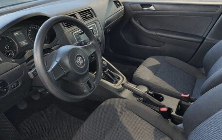 Volkswagen Jetta VI, 2014 год, 899 000 рублей, 7 фотография