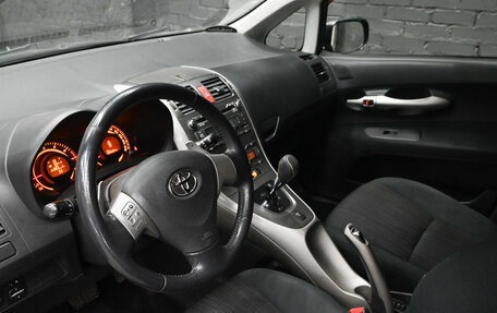 Toyota Auris II, 2007 год, 675 000 рублей, 17 фотография
