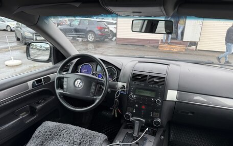 Volkswagen Touareg III, 2005 год, 679 999 рублей, 9 фотография