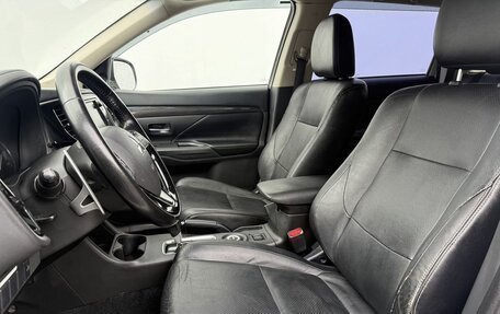 Mitsubishi Outlander III рестайлинг 3, 2012 год, 1 090 000 рублей, 10 фотография