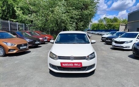 Volkswagen Polo VI (EU Market), 2011 год, 399 000 рублей, 2 фотография