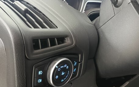 Ford Focus III, 2015 год, 990 000 рублей, 11 фотография