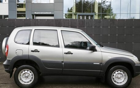 Chevrolet Niva I рестайлинг, 2015 год, 690 000 рублей, 4 фотография