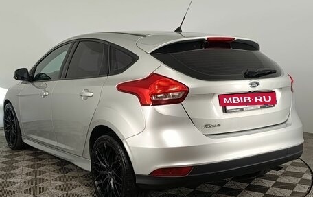 Ford Focus III, 2015 год, 990 000 рублей, 4 фотография