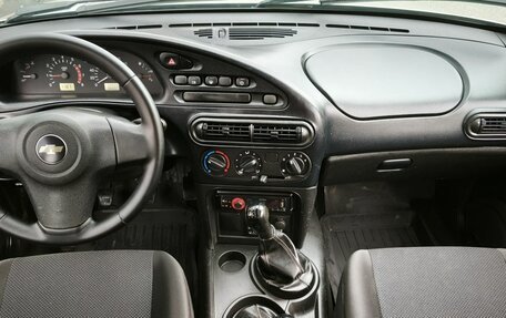 Chevrolet Niva I рестайлинг, 2015 год, 690 000 рублей, 11 фотография
