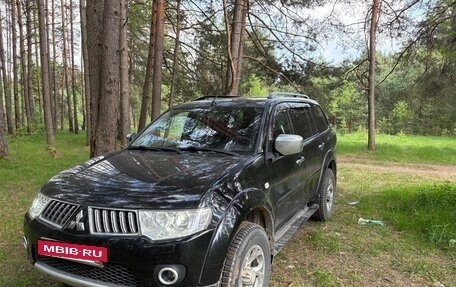 Mitsubishi Pajero Sport II рестайлинг, 2012 год, 1 100 000 рублей, 2 фотография