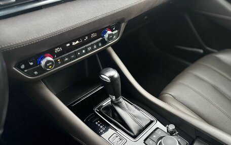 Mazda 6, 2019 год, 1 910 000 рублей, 18 фотография