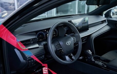 Toyota Camry, 2025 год, 4 499 900 рублей, 10 фотография