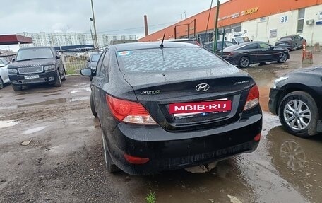 Hyundai Solaris II рестайлинг, 2011 год, 530 000 рублей, 4 фотография