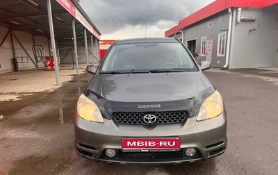 Toyota Matrix, 2004 год, 500 000 рублей, 1 фотография