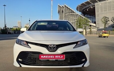 Toyota Camry, 2018 год, 3 000 000 рублей, 1 фотография