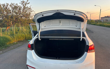 Hyundai Solaris II рестайлинг, 2017 год, 1 350 000 рублей, 11 фотография