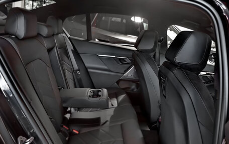 BMW 5 серия, 2025 год, 7 290 000 рублей, 6 фотография
